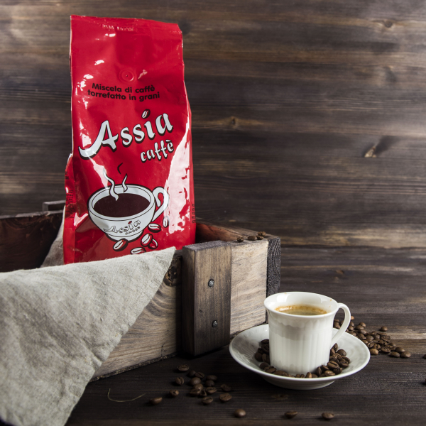Кофе в зернах, бленд Assia, средняя обжарка Италия