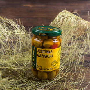 Оливки GASPACHA  зеленые с перцем и морковью Испания