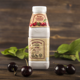Йогурт вишневый