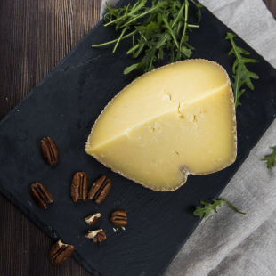 Фирменный сыр SignoreFormaggio Гранд Резерв