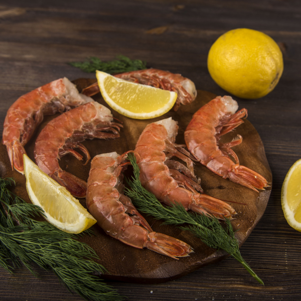 Лангустин хвост в панцире сырой